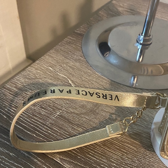 Versace Parfums Gold Mini Wristlet Wallet Bag with Strap 4” x 2.5” x 1” New Cond - Picture 2 of 6